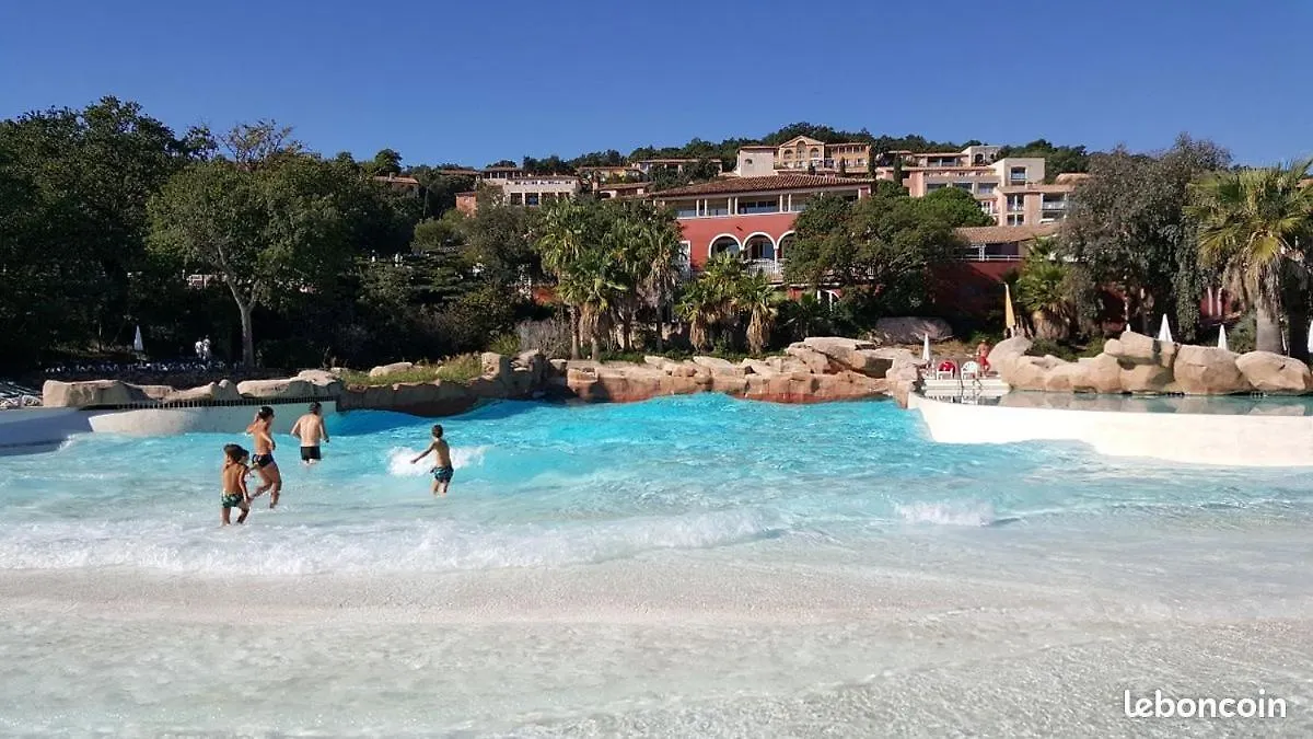 Les Restanques Maison Du Lac 4 Chambres Grimaud Holiday home