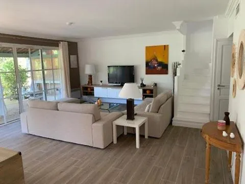 Holiday home Les Restanques Maison Du Lac 4 Chambres Grimaud