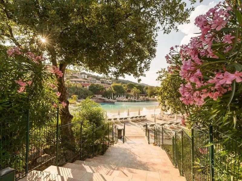 Holiday home Les Restanques Maison Du Lac 4 Chambres Grimaud